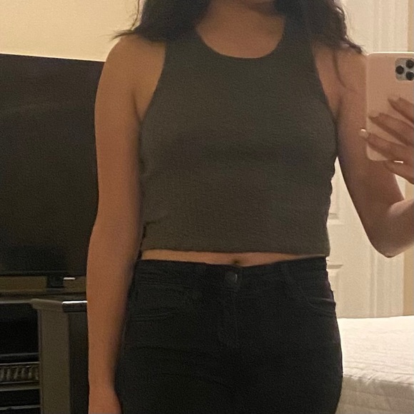 Green Ribbed Crop Top - Picture 2 of 2